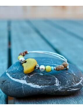 Native American Charm Bracelet Yellow Bear Fetish Juniper Seed